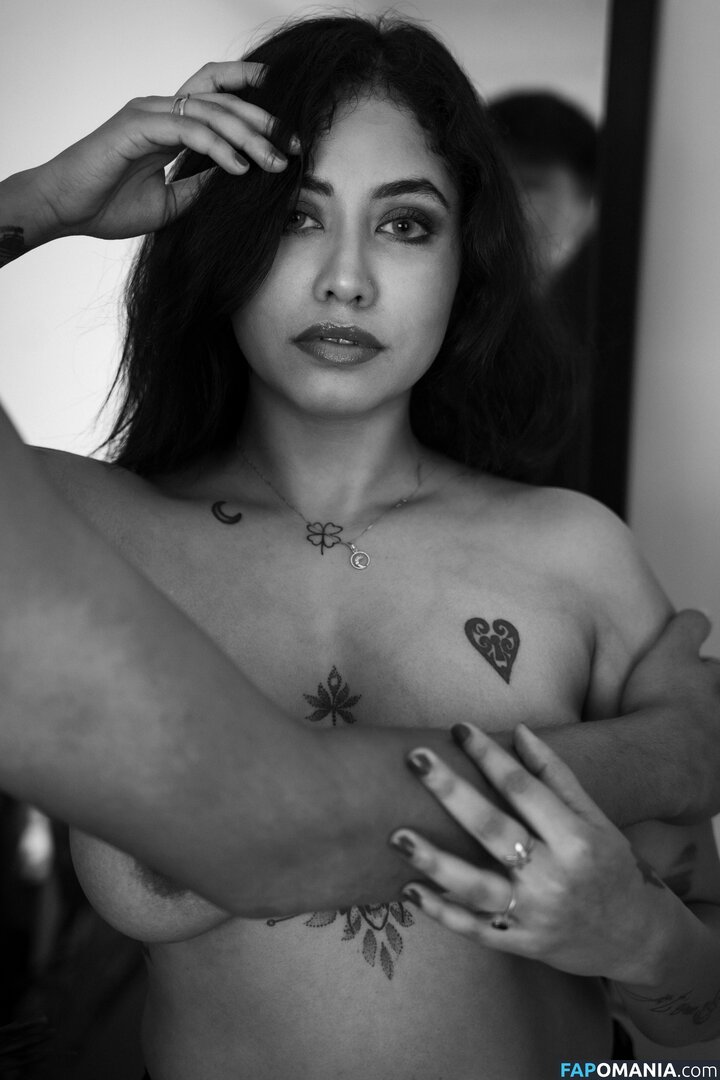 Chandrika Desai / Chandrika Passionica Nude OnlyFans  Leaked Photo #128