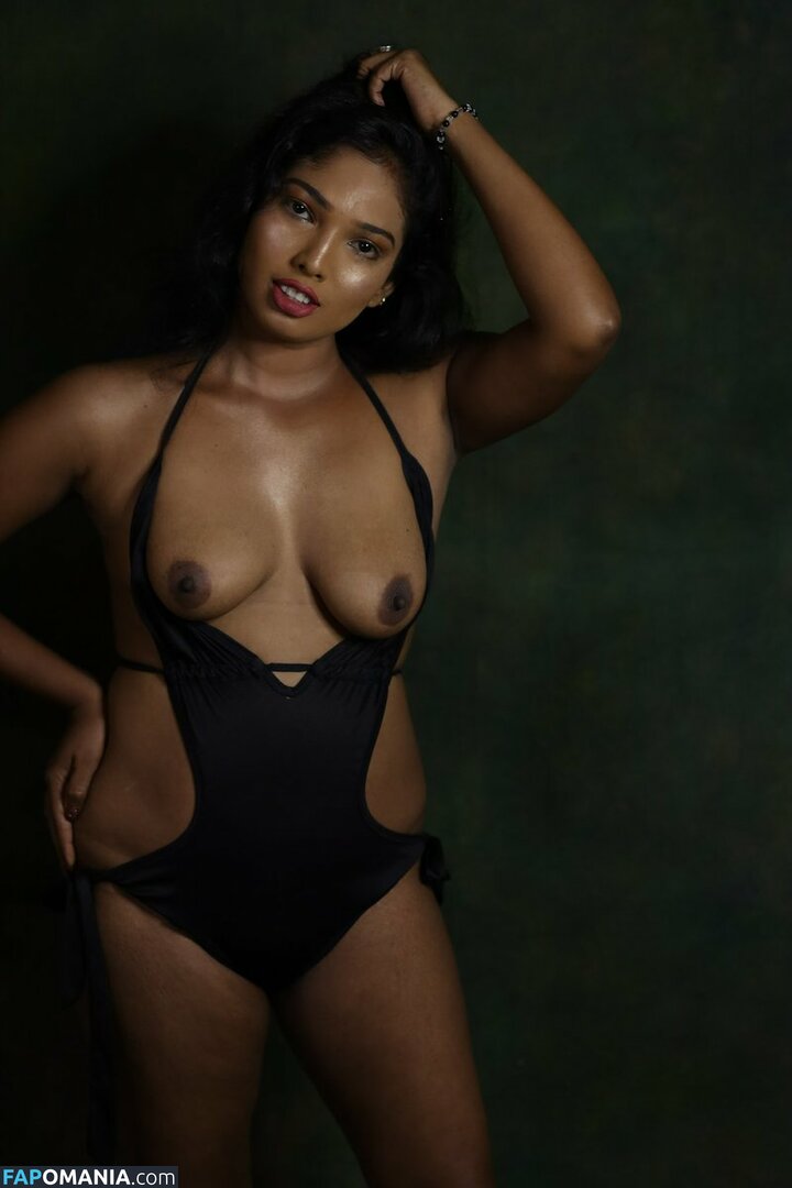 Chandrika Desai / Chandrika Passionica Nude OnlyFans  Leaked Photo #1093