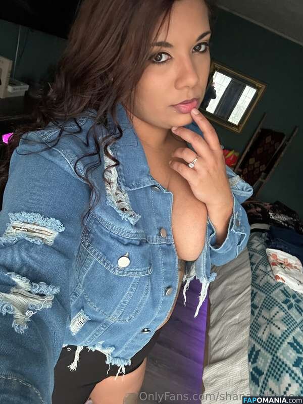 Chanelle_joe / chajoe_13 / shananahh_joe Nude OnlyFans  Leaked Photo #4