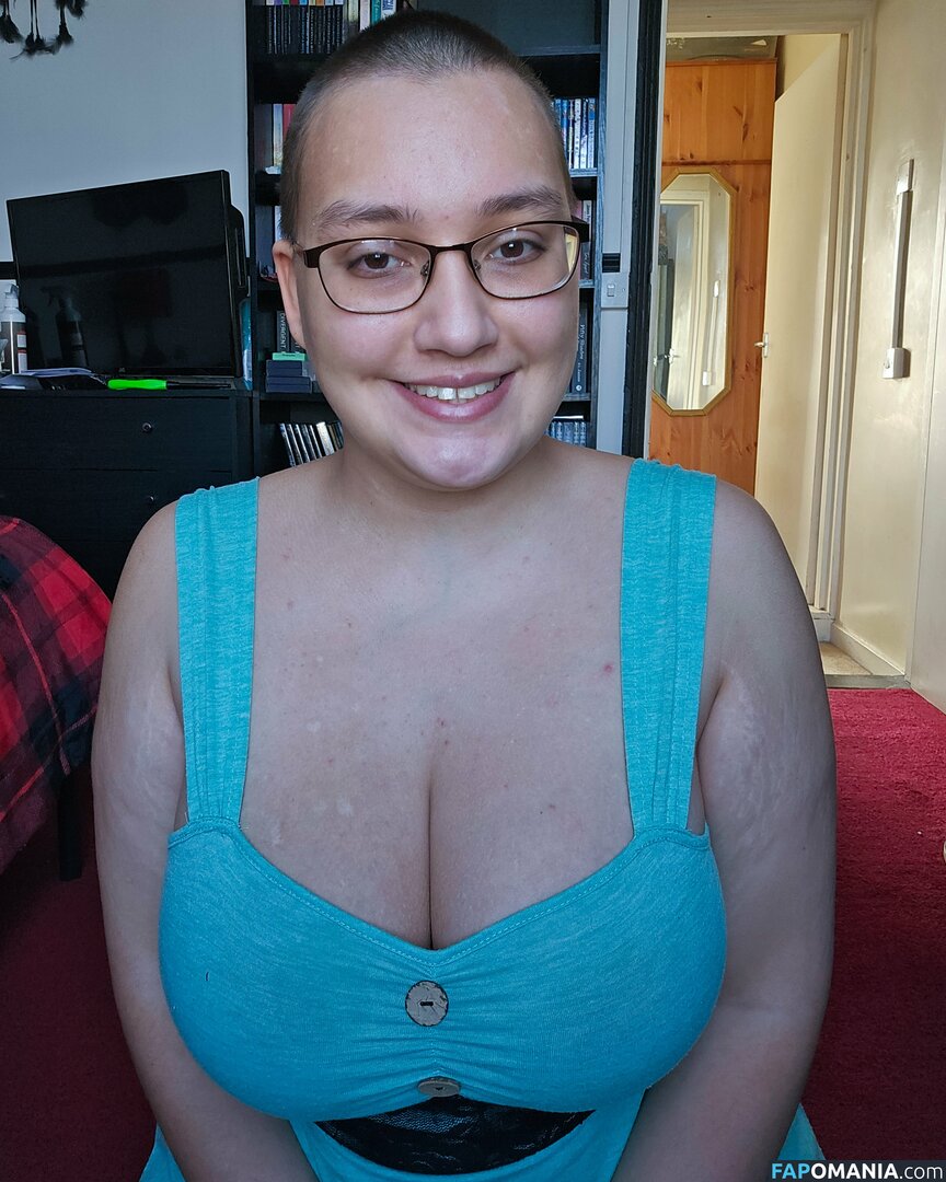 Chantelle Hadden / Chronicallysexy01 / chantellehadden Nude OnlyFans  Leaked Photo #1