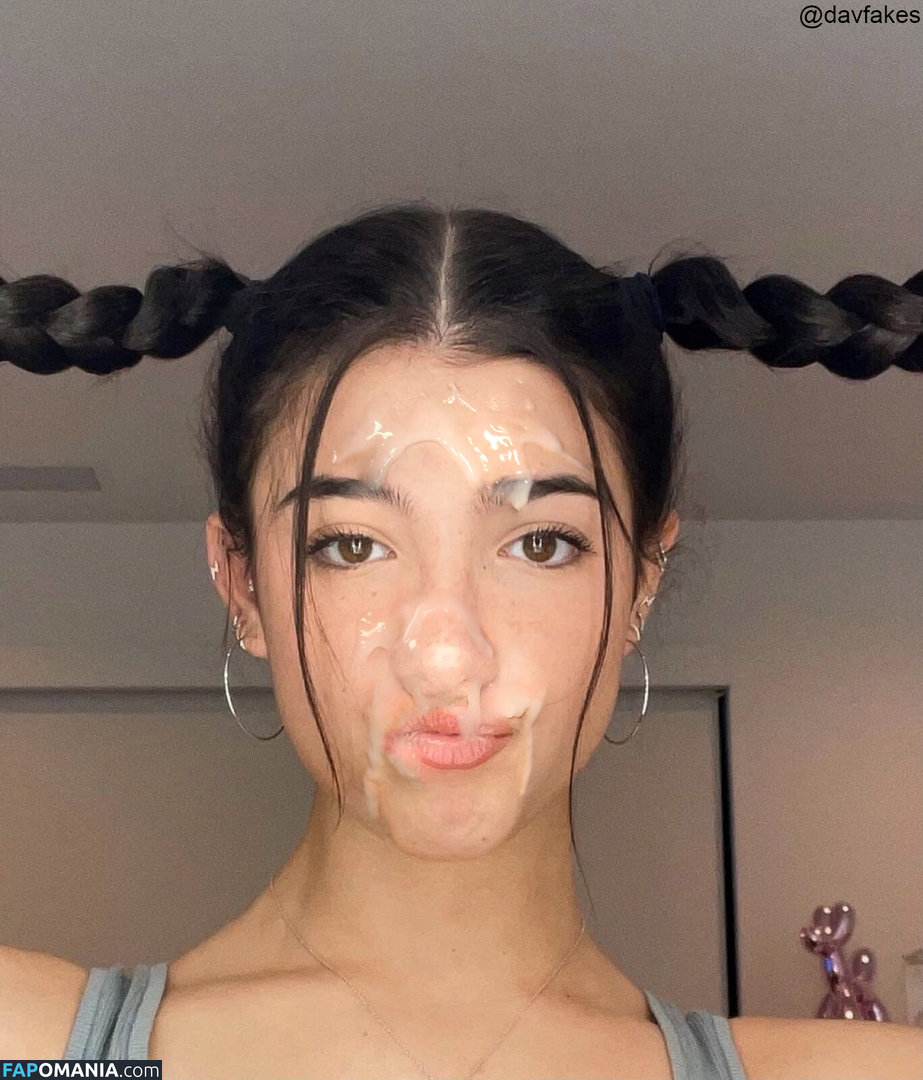 Charli D'Amelio / Charli Damelio / charlidamelio / charliesdamelio Nude OnlyFans  Leaked Photo #52