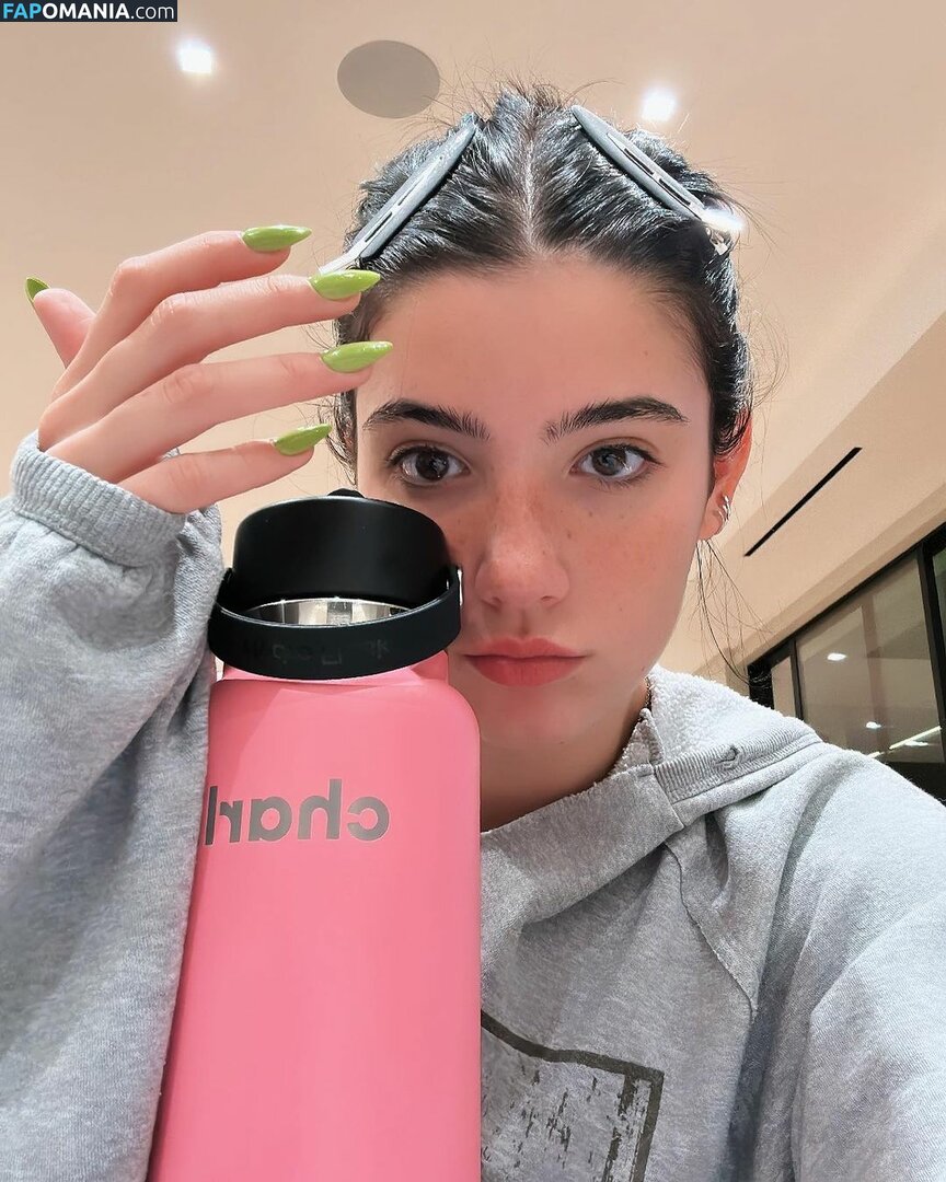 Charli D'Amelio / Charli Damelio / charlidamelio / charliesdamelio Nude OnlyFans  Leaked Photo #165