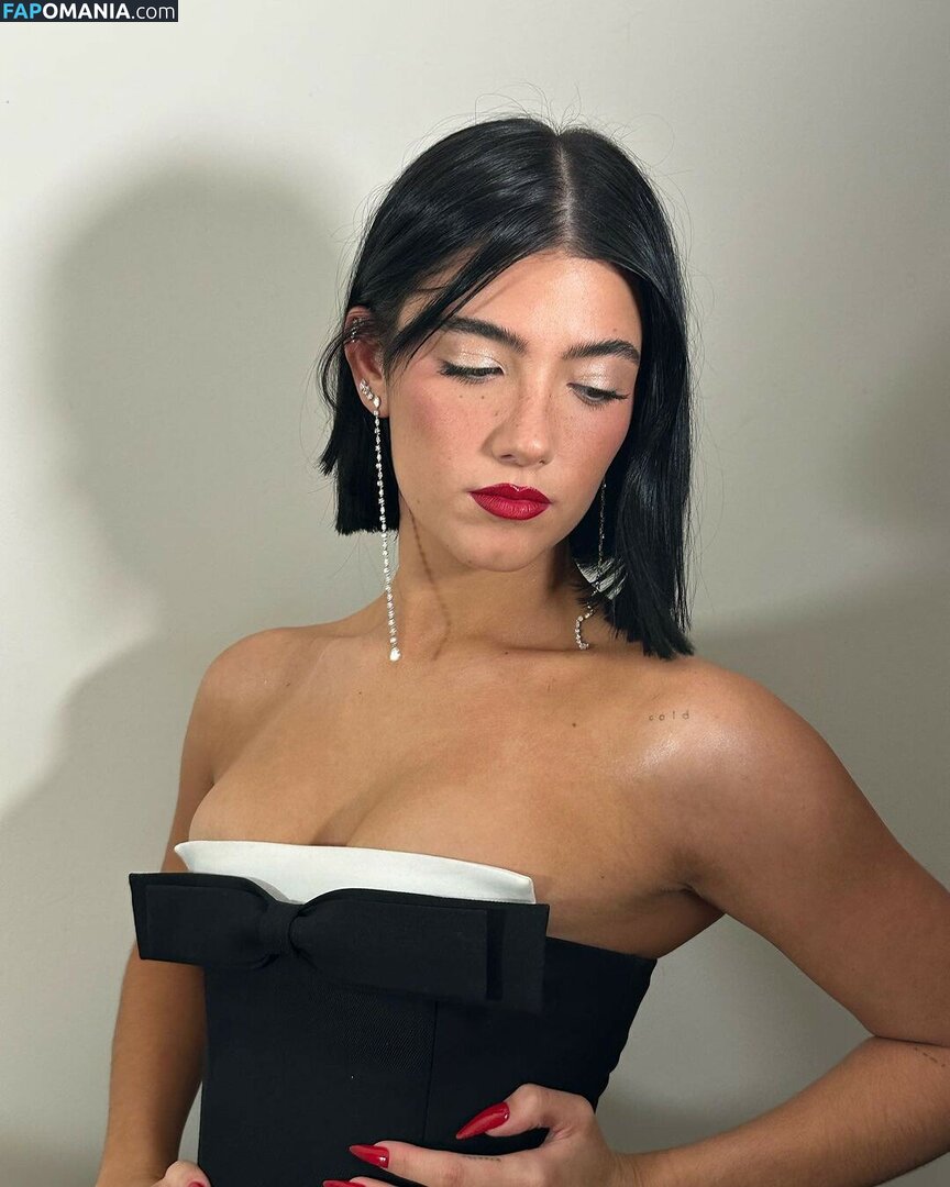 Charli D'Amelio / Charli Damelio / charlidamelio / charliesdamelio Nude OnlyFans  Leaked Photo #259