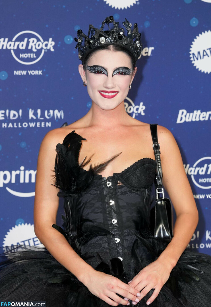 Charli D'Amelio / Charli Damelio / charlidamelio / charliesdamelio Nude OnlyFans  Leaked Photo #1497