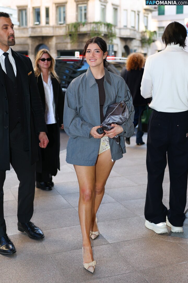 Charli D'Amelio / Charli Damelio / charlidamelio / charliesdamelio Nude OnlyFans  Leaked Photo #1591