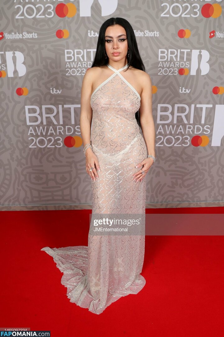 Charli XCX / charli_xcx / charlignarly / charlixcx / https: Nude OnlyFans  Leaked Photo #83