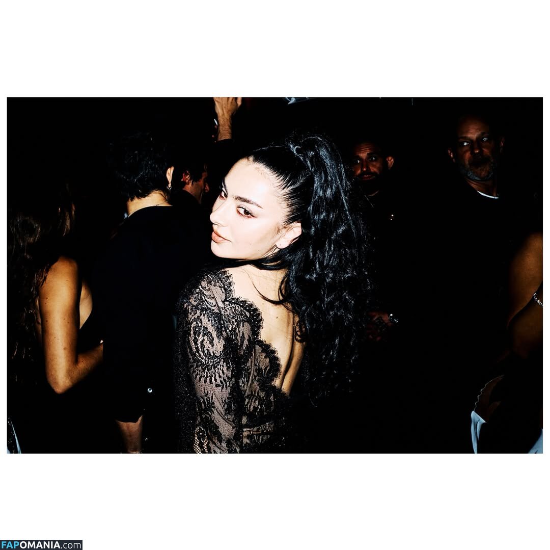 Charli XCX / charli_xcx / charlignarly / charlixcx / https: Nude OnlyFans  Leaked Photo #1285