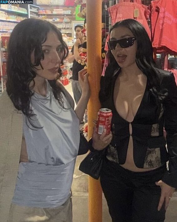 Charli XCX / charli_xcx / charlignarly / charlixcx / https: Nude OnlyFans  Leaked Photo #1288