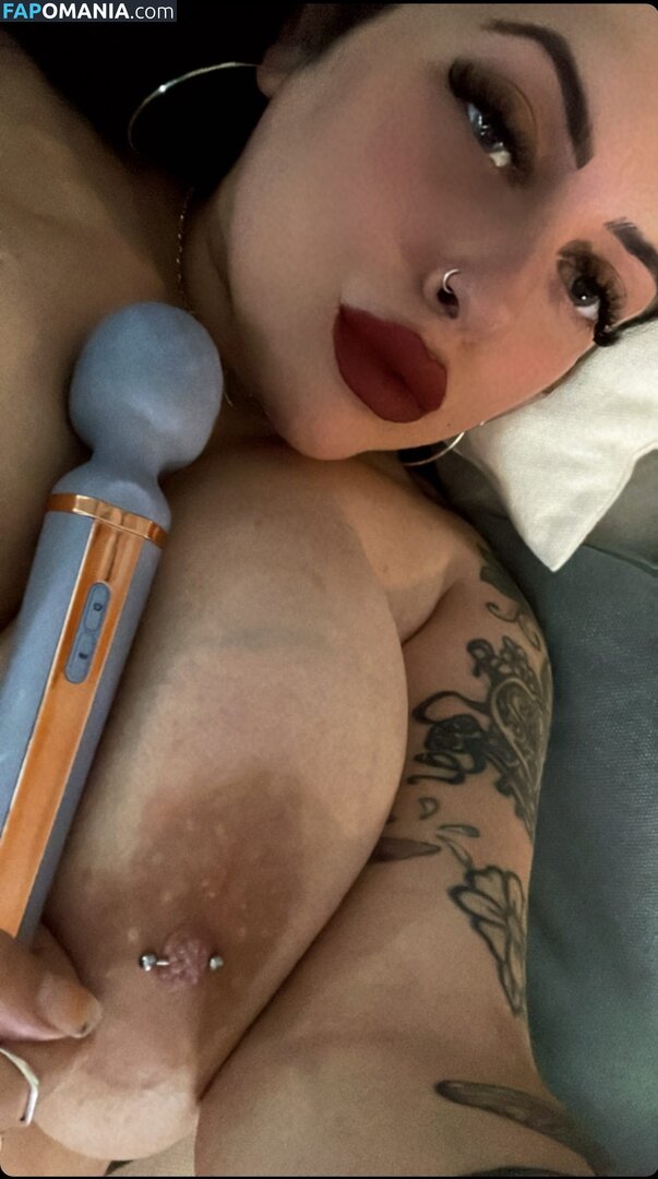 Charlotte Chambers / charlie94c / charlottie188 Nude OnlyFans  Leaked Photo #7