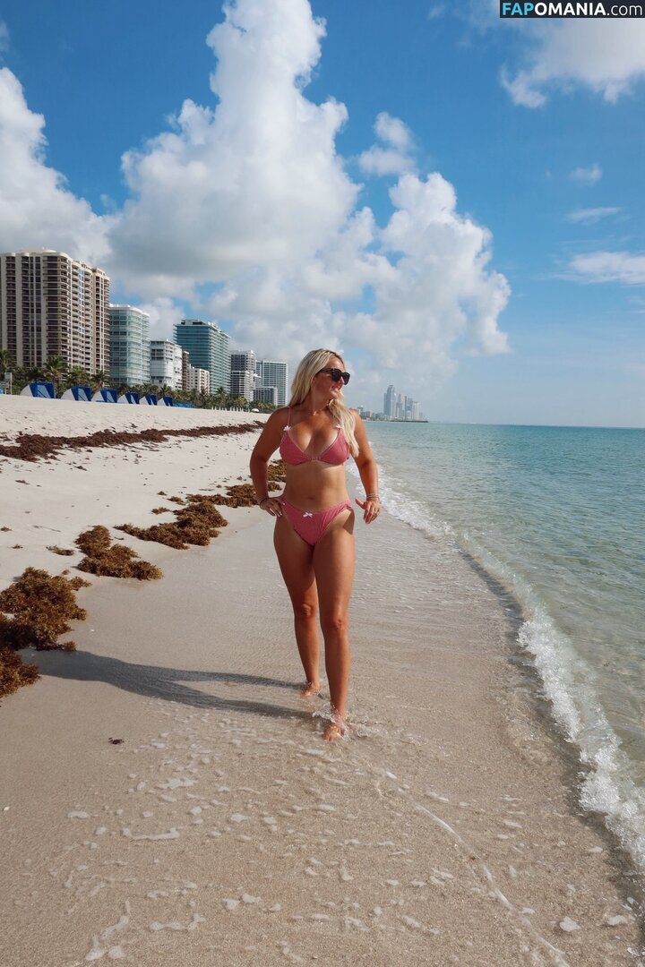 Chasity and Elli Nolan Nude OnlyFans  Leaked Photo #9