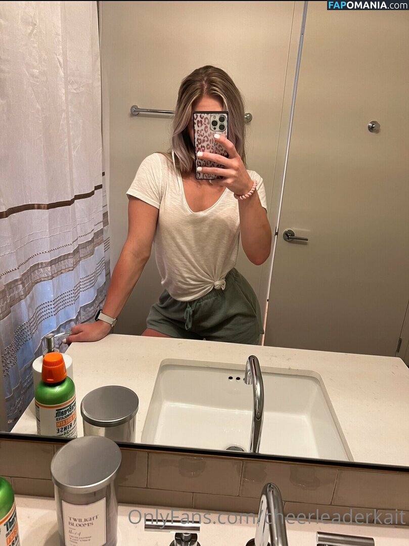 Cheerleader Kait / cheerleaderkait / cheerluvkaitlyn / fitkaitlynxoxo Nude OnlyFans  Leaked Photo #1565