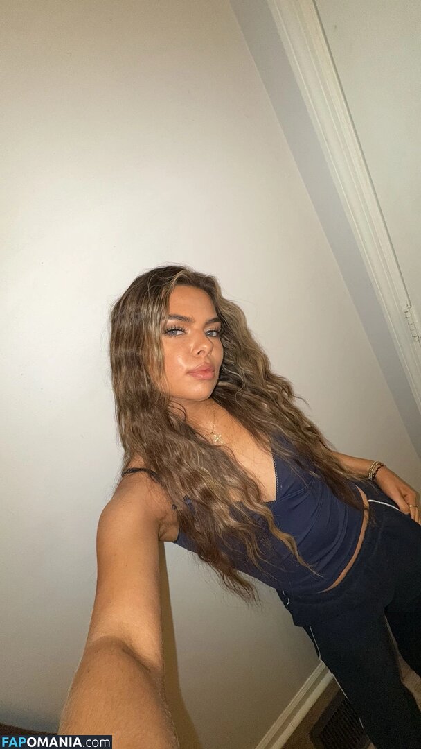 Chelsea Bradford Nude OnlyFans  Leaked Photo #3