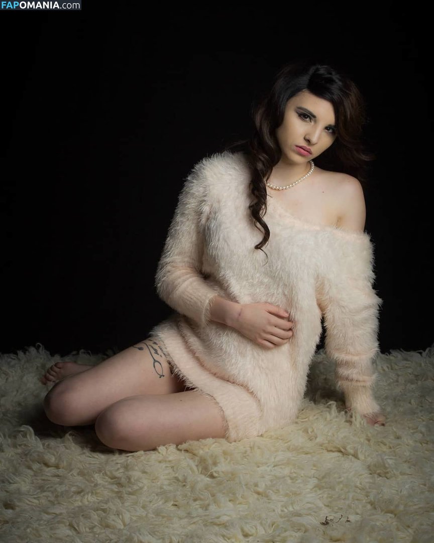 Chelsie Deville / Itschelsiedeville / d3ville Nude OnlyFans  Leaked Photo #8