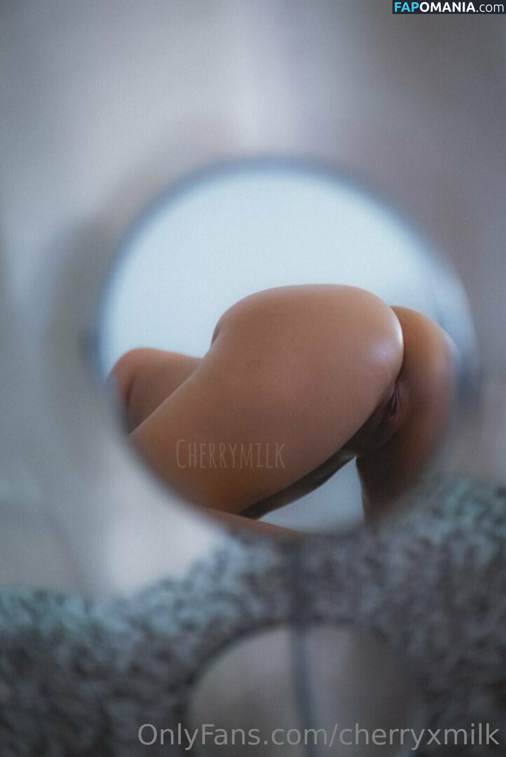 cherrymilk.official / cherryxmilk Nude OnlyFans  Leaked Photo #4