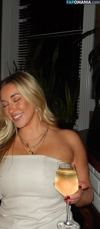Chihuahua Mami / chloetharle Nude OnlyFans  Leaked Photo #6