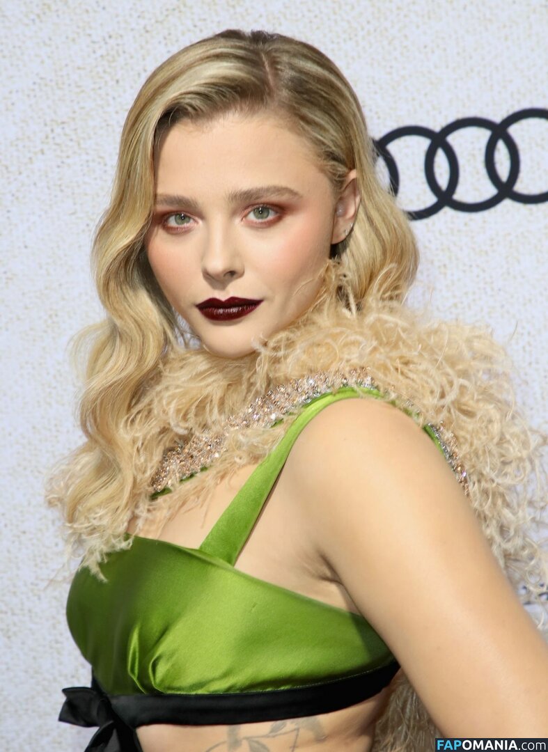 Chloë Grace Moretz / chloegmoretz / https: Nude OnlyFans Leaked Photo #137  - Fapomania