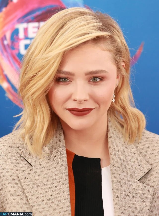 Chloë Grace Moretz / chloegmoretz / https: Nude OnlyFans  Leaked Photo #443