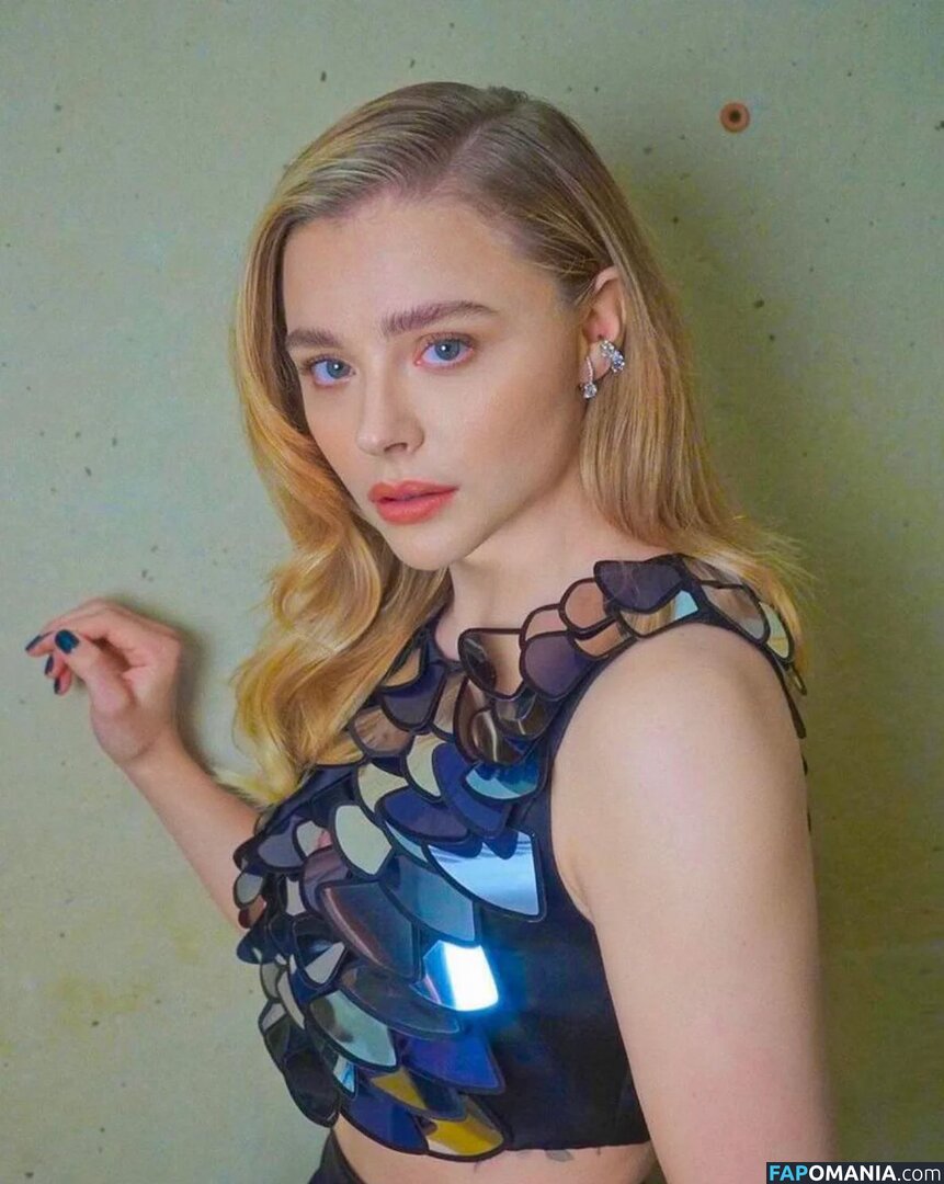 Chloë Grace Moretz / chloegmoretz / https: Nude OnlyFans  Leaked Photo #612