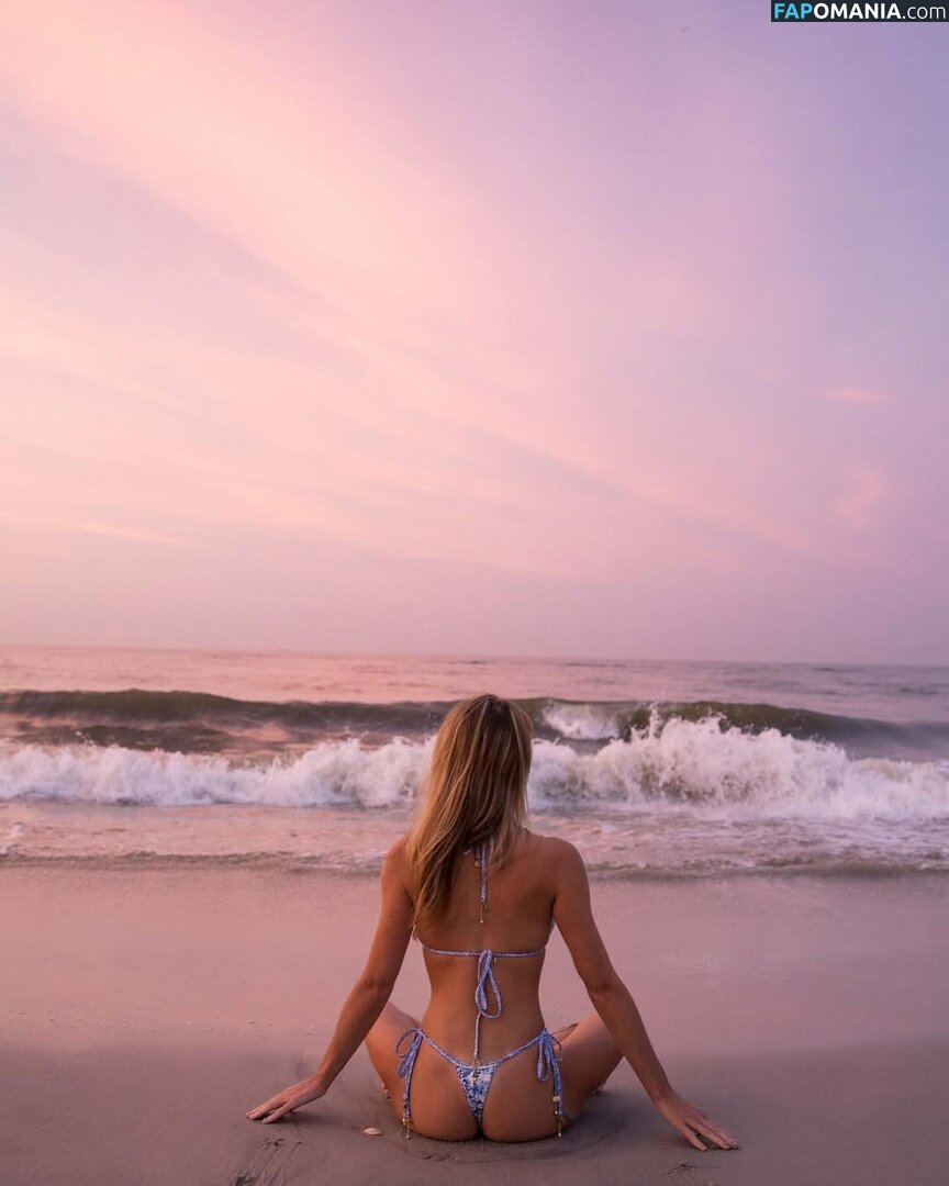 Fancy nancy / chlo_in_nyc / fancynancyny Nude OnlyFans  Leaked Photo #7