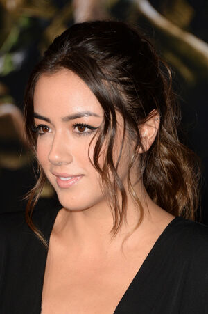 Chloe Bennet