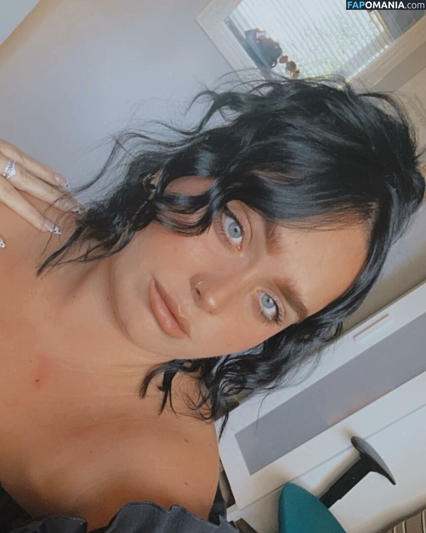 Chloe Hatton / Chloelouisehattonox / https: Nude OnlyFans  Leaked Photo #1