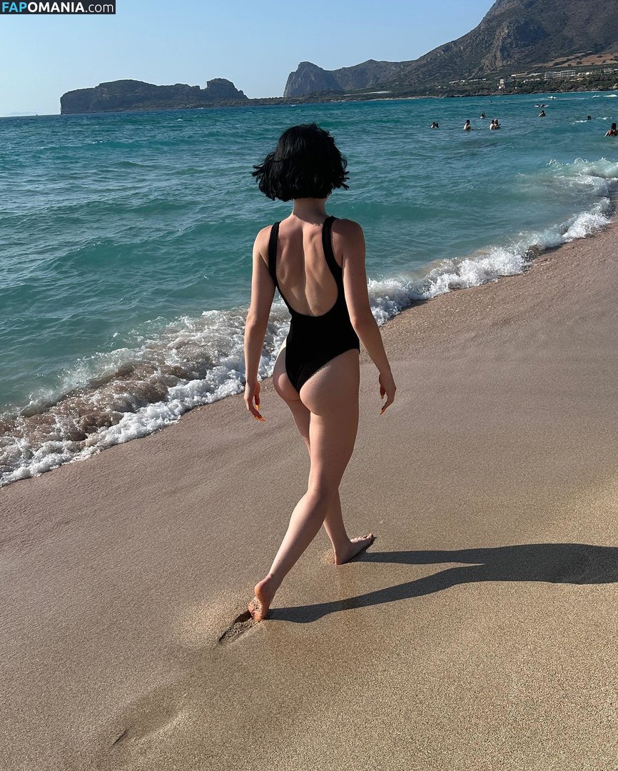 Chloe Hodgson Chloehodgson / chloehodgson / xchloehodgsonx Nude OnlyFans  Leaked Photo #4