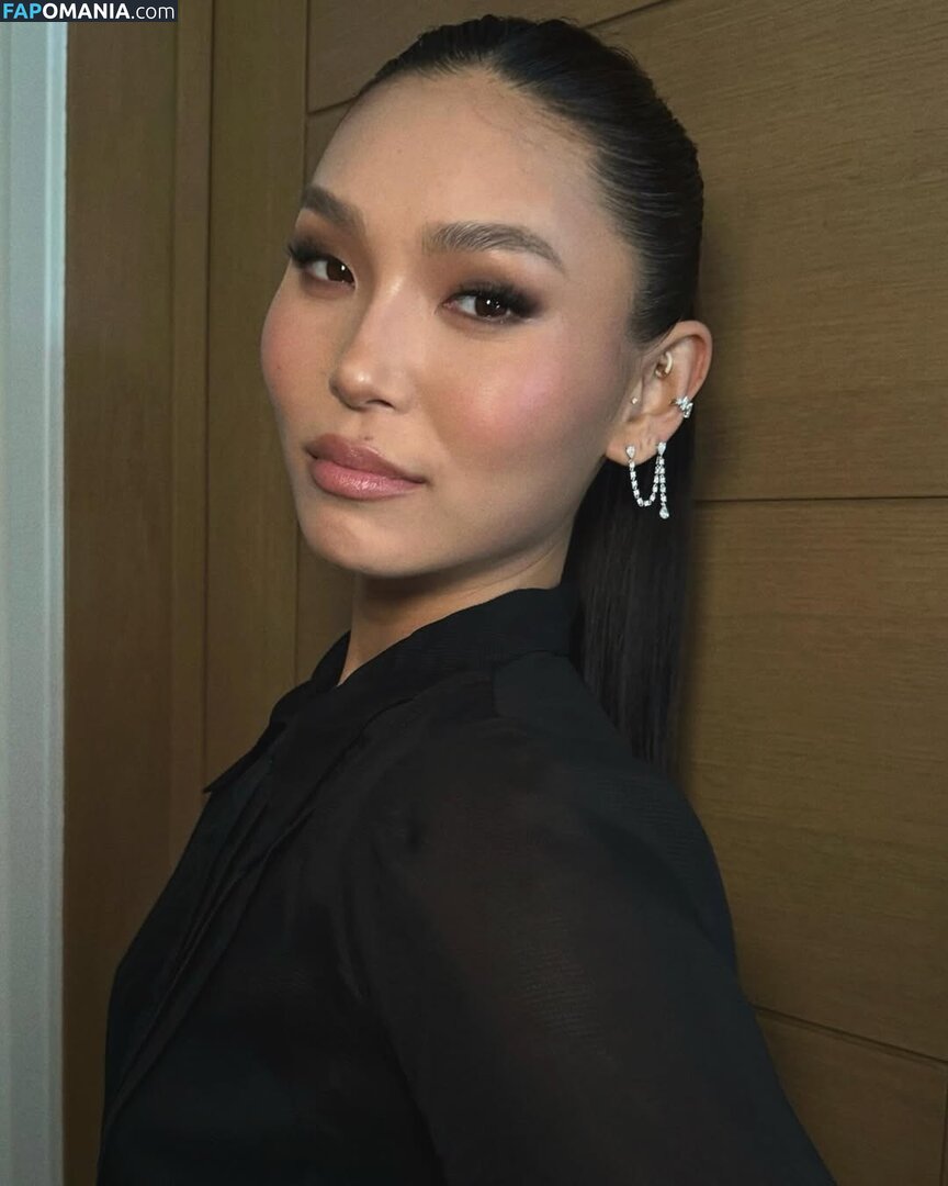 Chloe Kim / chloekim / thechloekim Nude OnlyFans  Leaked Photo #6