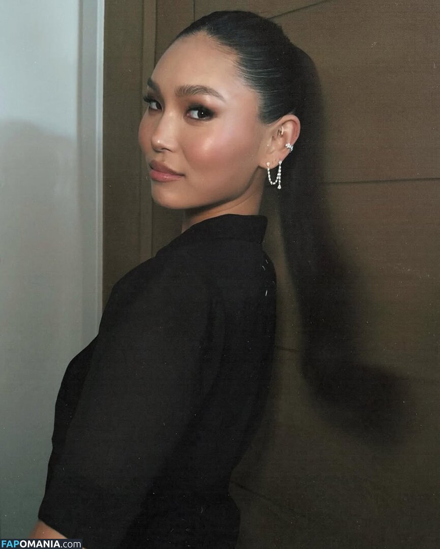 Chloe Kim / chloekim / thechloekim Nude OnlyFans  Leaked Photo #8