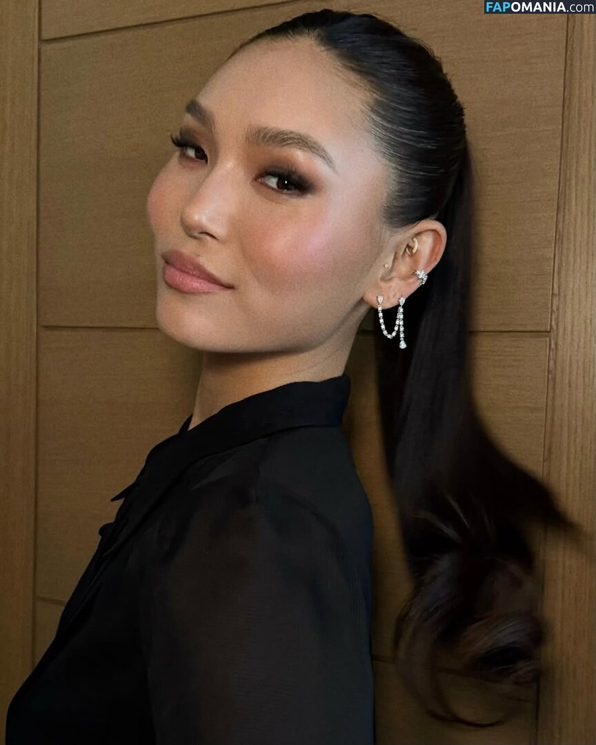 Chloe Kim / chloekim / thechloekim Nude OnlyFans  Leaked Photo #10