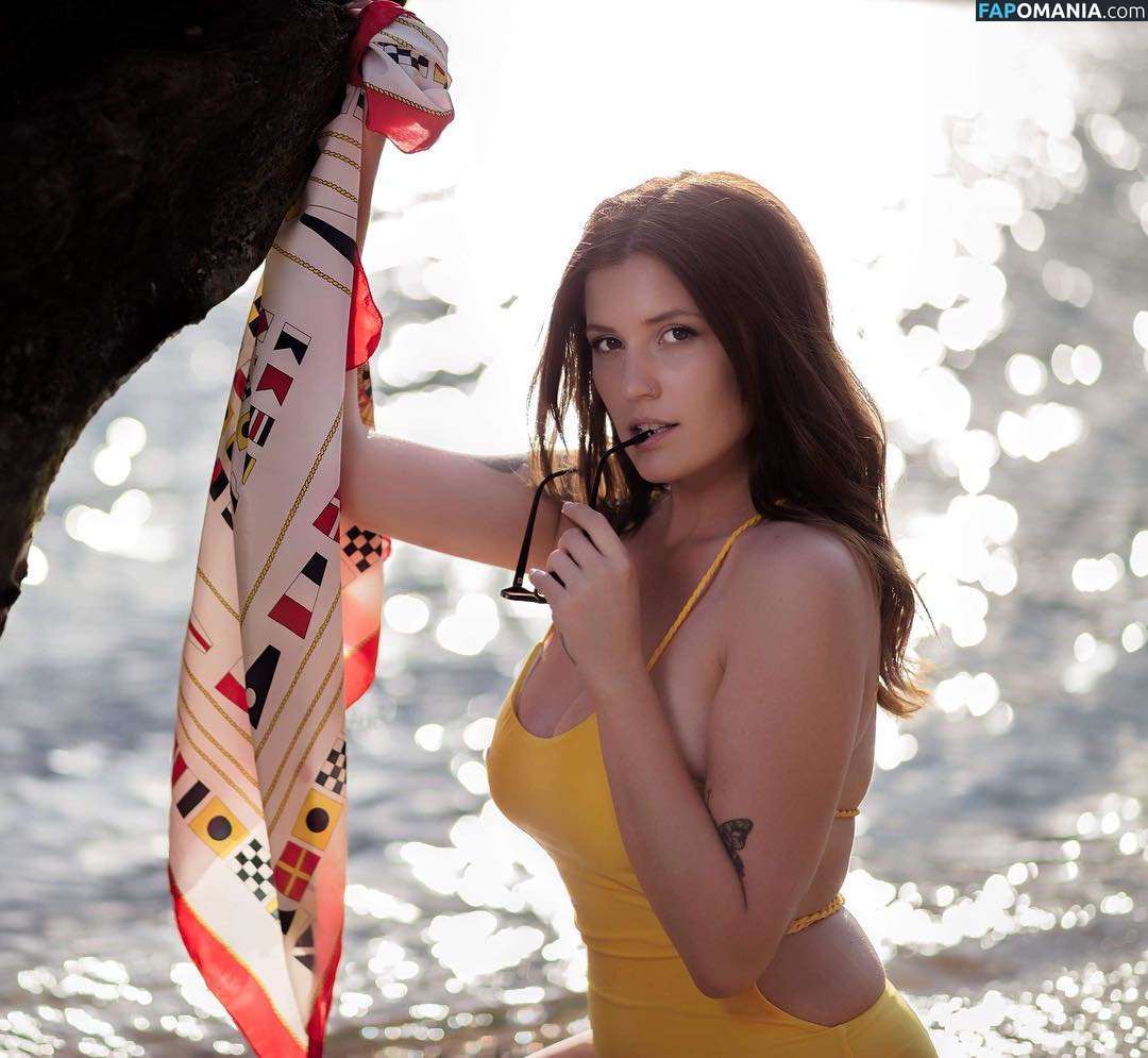 Chloe Maddren / YeahMad / chloe_maddren / chloemaddren / https: Nude OnlyFans  Leaked Photo #4