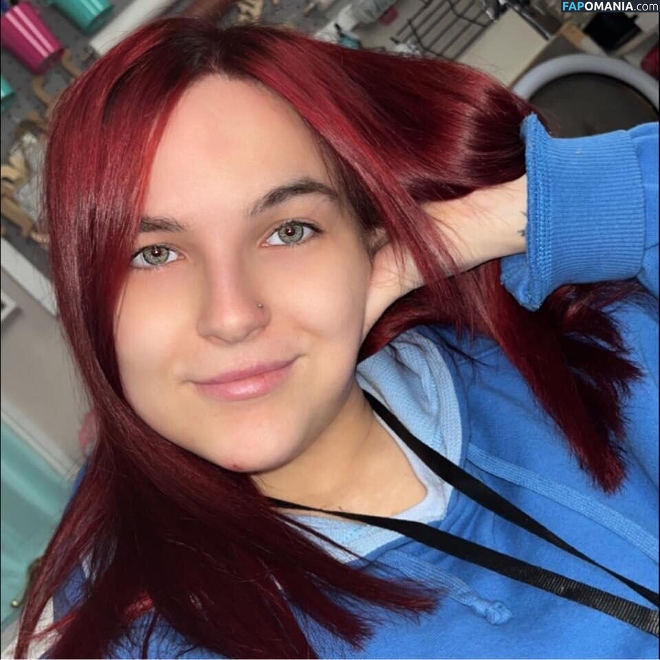 chloe.thomas Nude OnlyFans  Leaked Photo #2