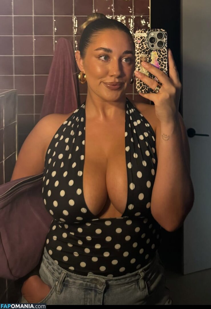 chloemoriondo / https: Nude OnlyFans  Leaked Photo #9