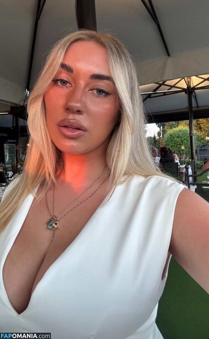 chloemoriondo / https: Nude OnlyFans  Leaked Photo #11