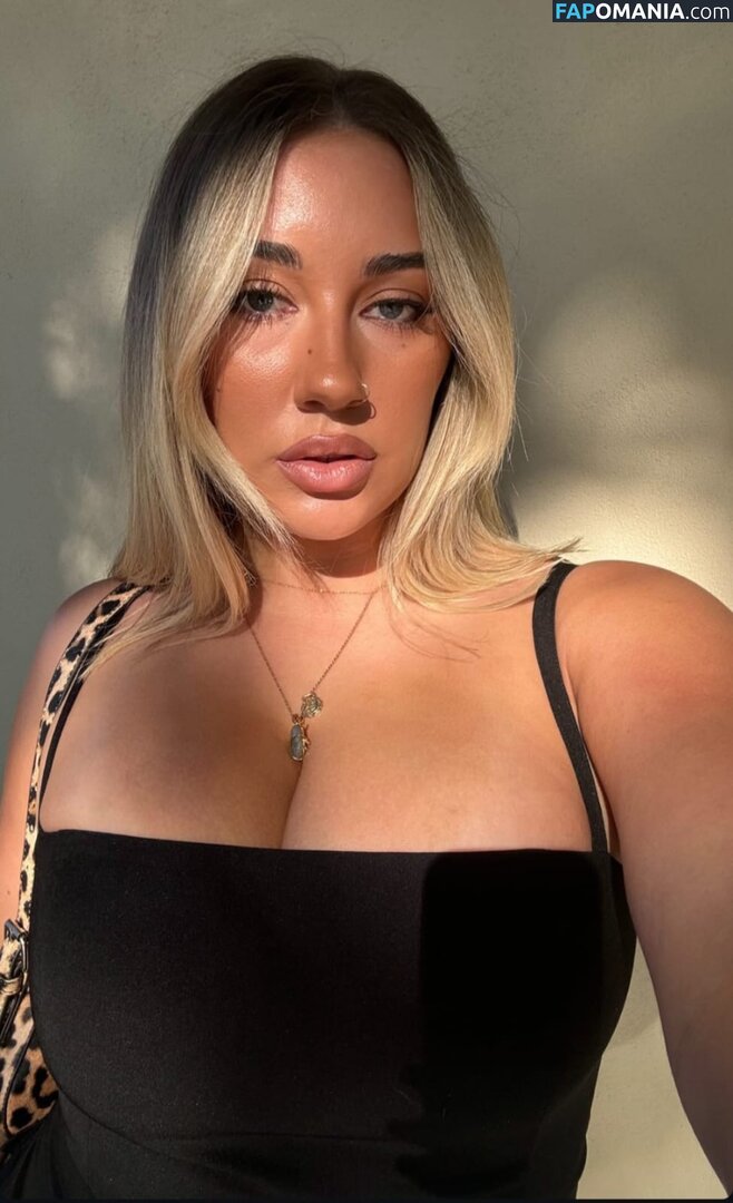 chloemoriondo / https: Nude OnlyFans  Leaked Photo #16