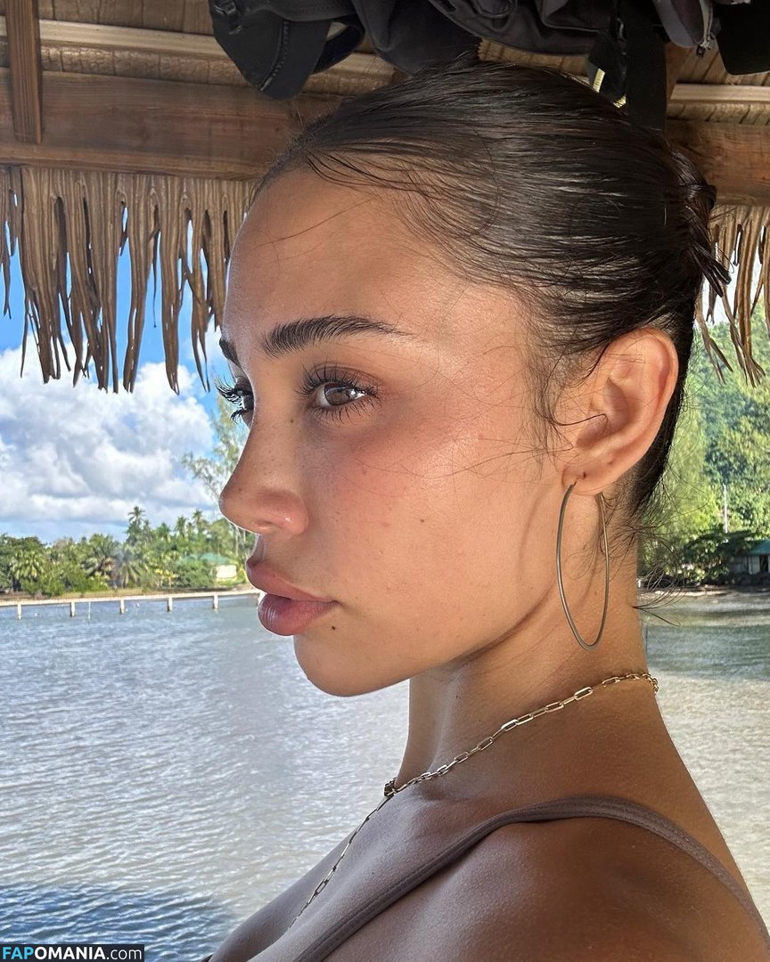 Chloefanzi / Chloepriv / _.chloepriv Nude OnlyFans  Leaked Photo #20