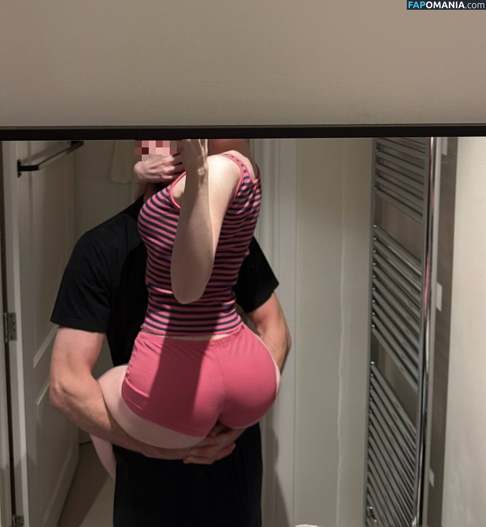 Chloerannoch / Okichloeo / okiichloeo Nude OnlyFans  Leaked Photo #29