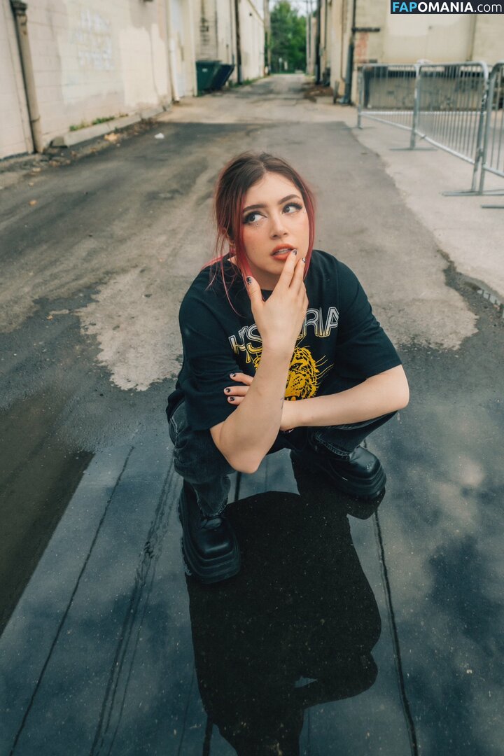 Chrissy Costanza / chrissycostanza Nude OnlyFans  Leaked Photo #32