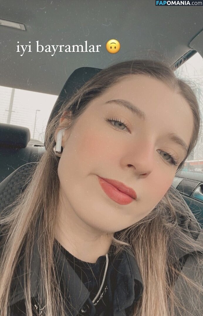 Cigdem Turk / cigdeemturk / cigdemT Nude OnlyFans  Leaked Photo #9