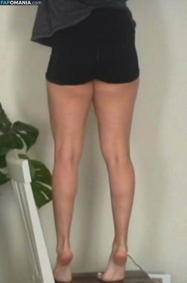 Cinna / Cinnabrit / cinnanut Nude OnlyFans  Leaked Photo #365