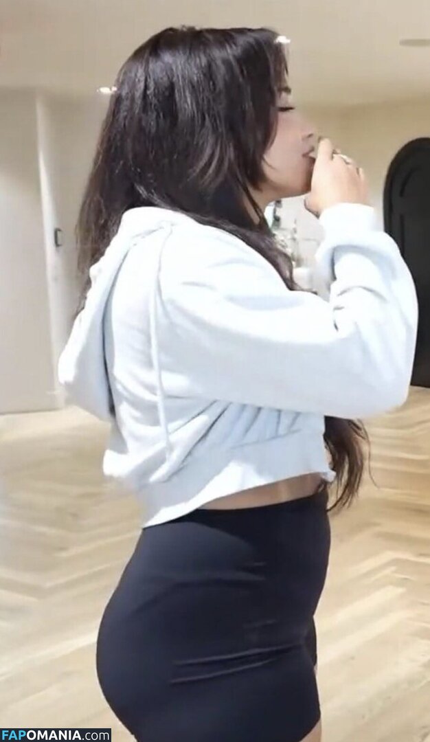 Cinna / Cinnabrit / cinnanut Nude OnlyFans  Leaked Photo #541