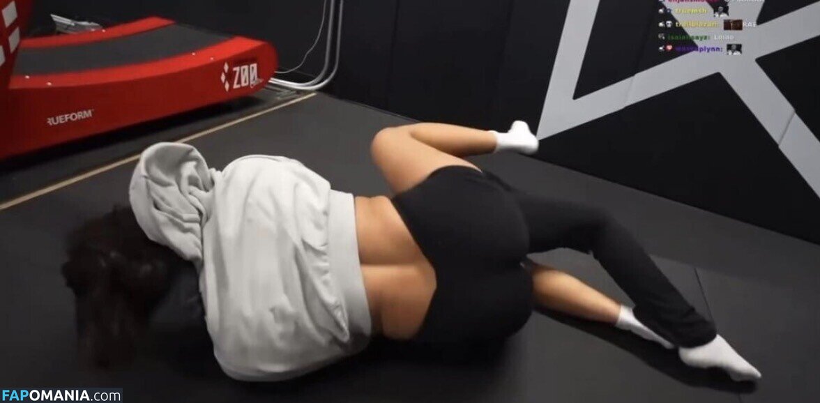 Cinna / Cinnabrit / cinnanut Nude OnlyFans  Leaked Photo #545