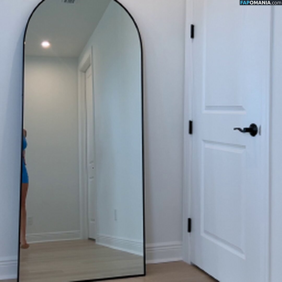 Claire Grimes / clairegrimes Nude OnlyFans  Leaked Photo #57