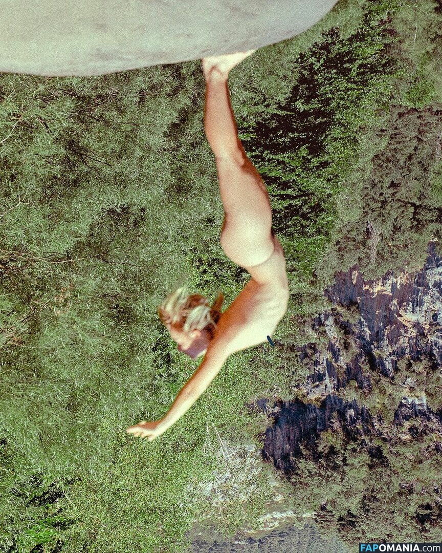 Clara Galle / claaragalle Nude OnlyFans  Leaked Photo #75