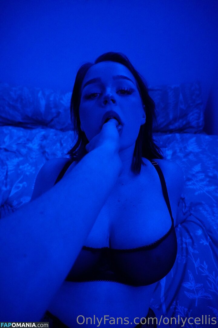 clara00ellis / onlycellis Nude OnlyFans  Leaked Photo #18