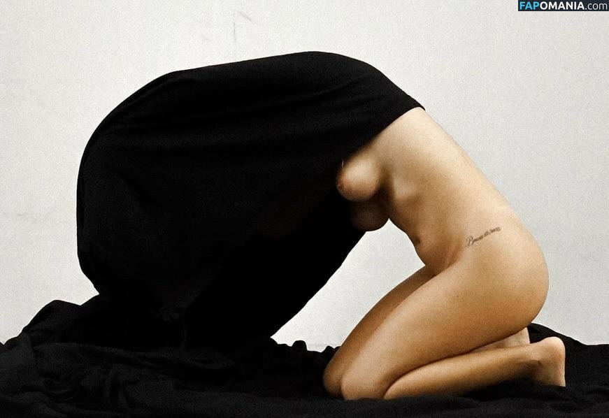 Claudia Napolitano / _claudiaan / giulianapolitano Nude OnlyFans  Leaked Photo #3
