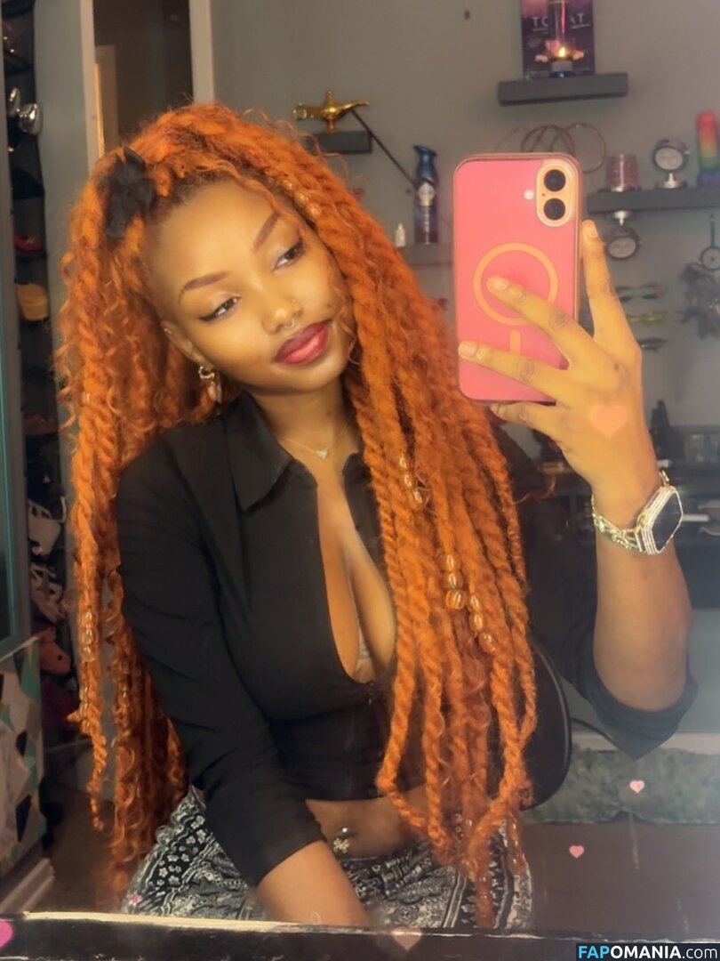 Cleocrt Nude OnlyFans  Leaked Photo #4