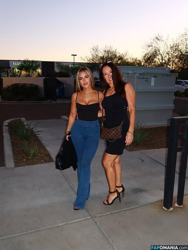 Corinnerg_ Nude OnlyFans  Leaked Photo #3