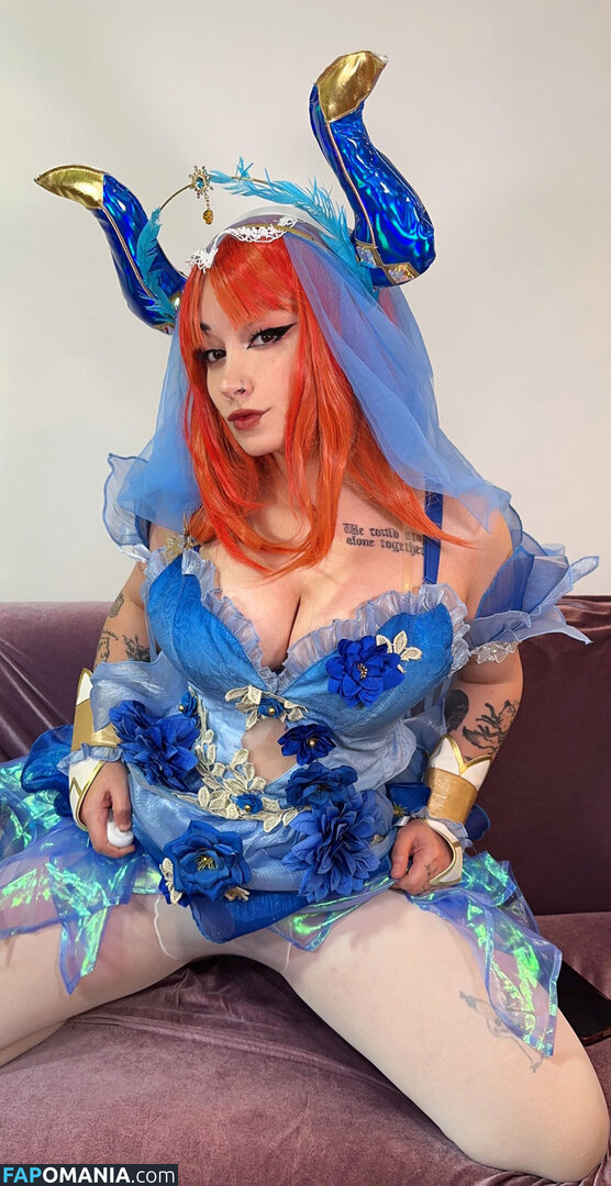 Cosplaytsumiko Nude OnlyFans  Leaked Photo #5