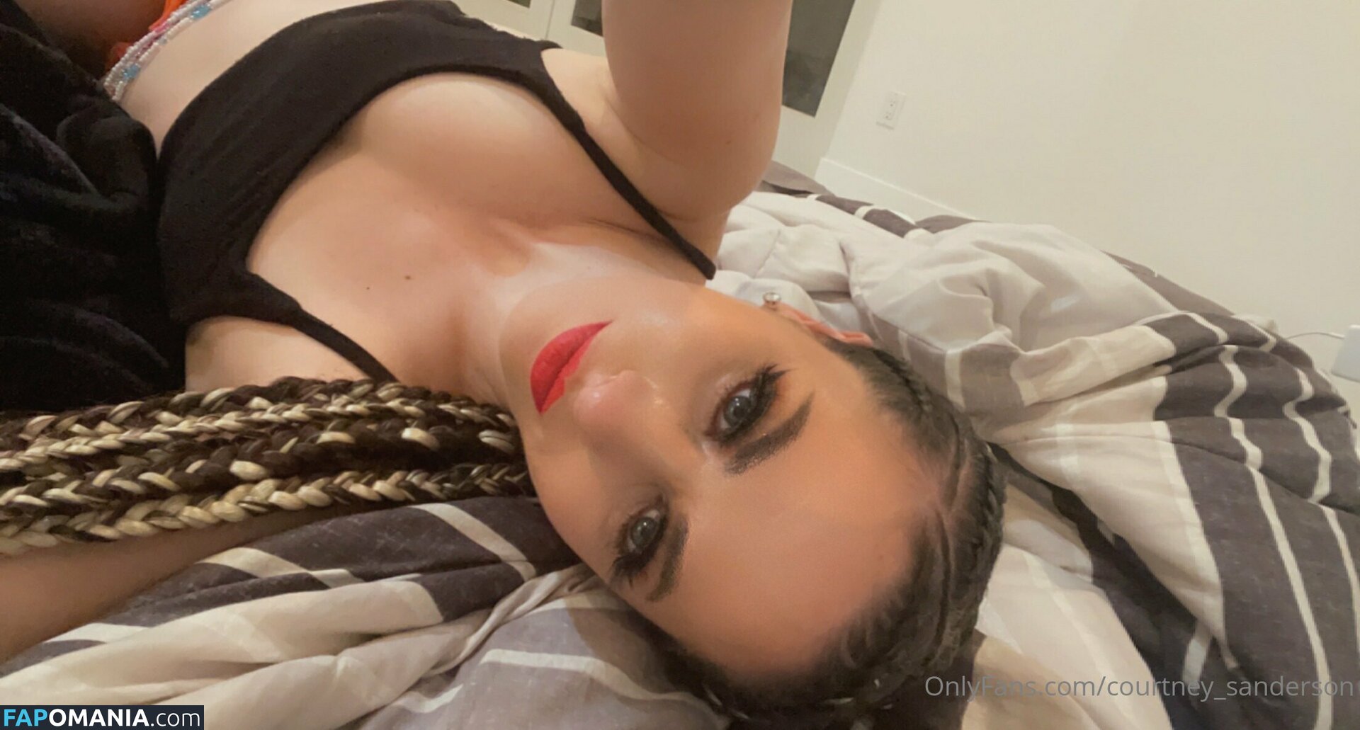 courtney_sanderson / iamcourtneysanderson Nude OnlyFans  Leaked Photo #9