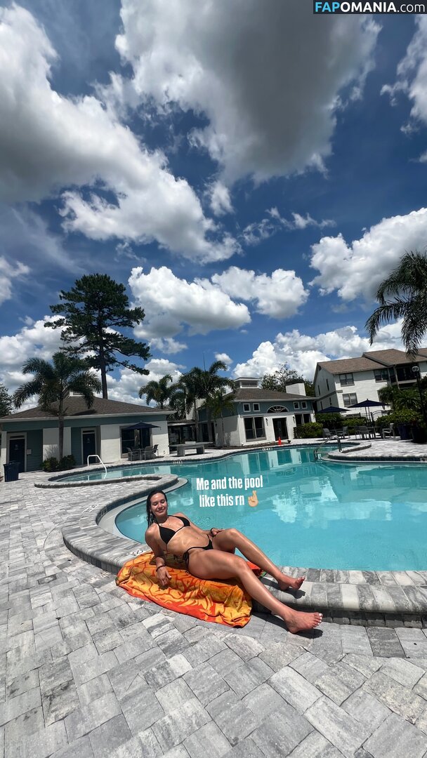 Courtney Sarault / court_sarault / courtsarault / https: Nude OnlyFans  Leaked Photo #3